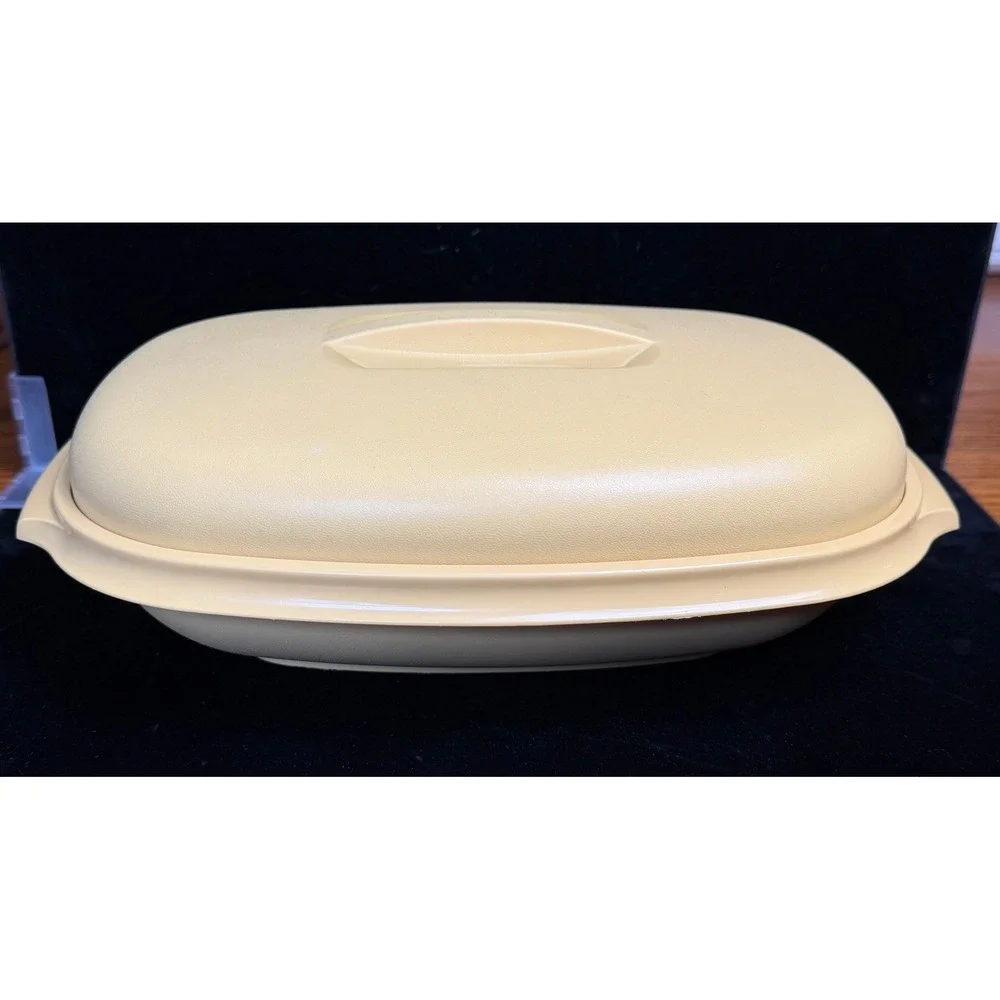 Vintage Tupperware: Microwave Roaster, Harvest Yellow, 2 Piece Set, USA Made